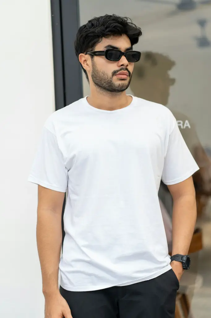 unsplash_PGWXzt21X64_White Tshirt.jpg.webp